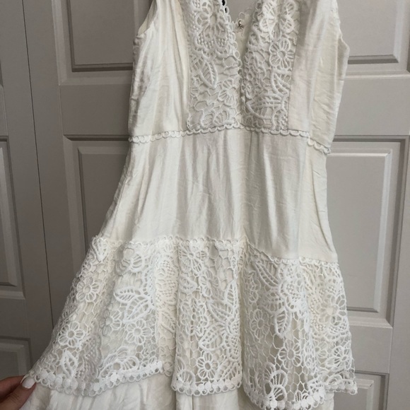 White V Neck Dress From Red Dress Boutique - Picture 4 of 7